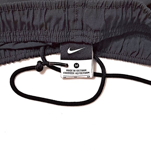 NIKE Size Medium Black Elastic/String Esteam Athletic Men's Shorts - Picture 5 of 7